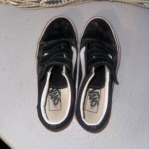 black velcro vans